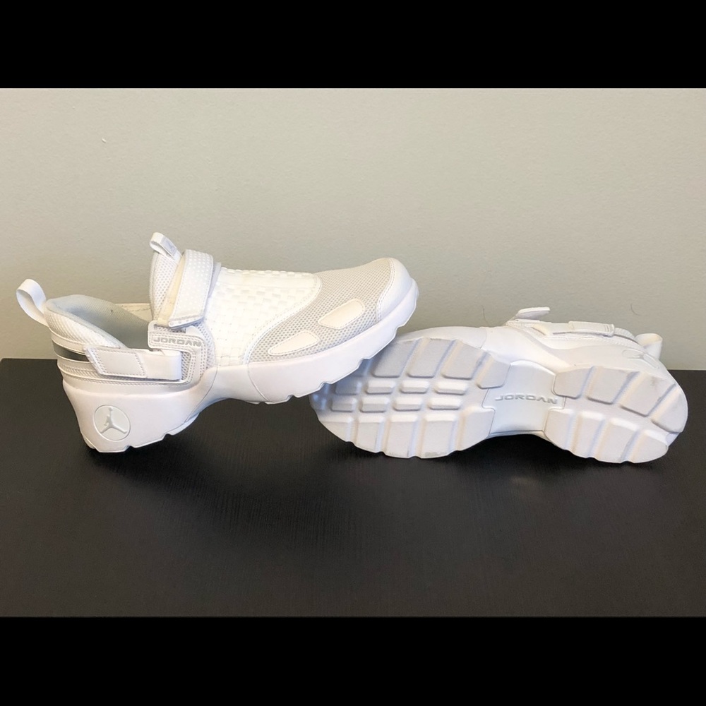 Nike Air Jordan Trunner LX Men’s Size 9
